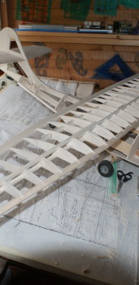 wing and fuselage assembly 20140525