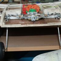 front view of undercarriage retractor gear 20140525