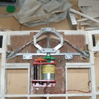 undercarriage retractor gear in lowered position 20140525